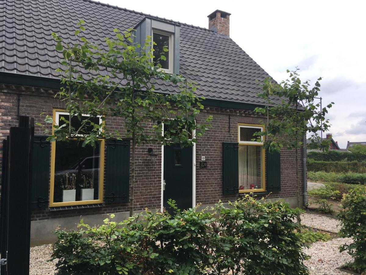 Vakantiehuis In Het Voorhuis Dommelen Экстерьер фото