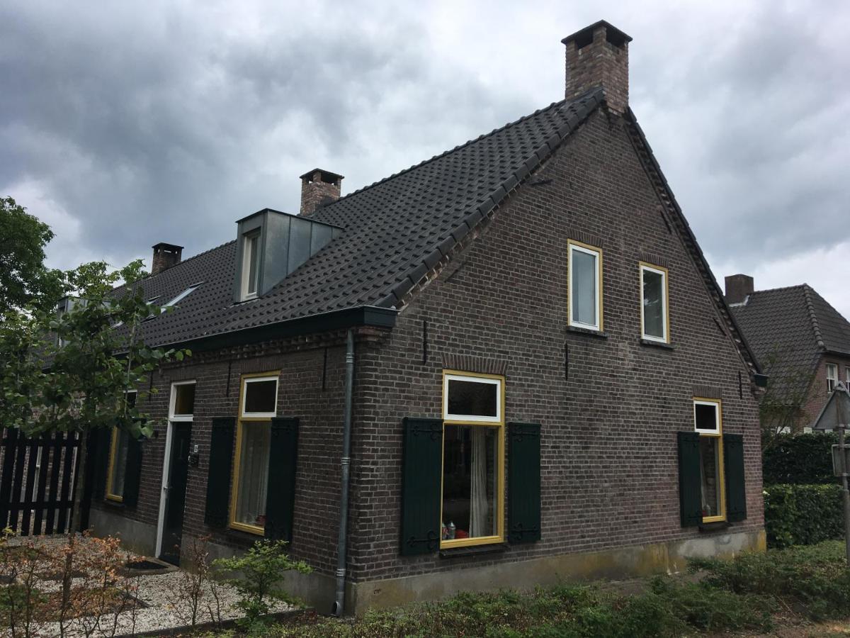Vakantiehuis In Het Voorhuis Dommelen Экстерьер фото